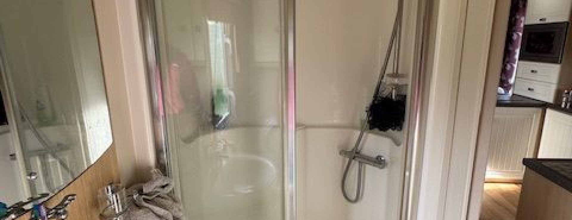 2011 Carnaby Rosedale Bathroom