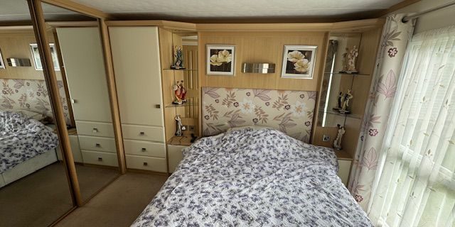 2011 Carnaby Rosedale Main Bedroom