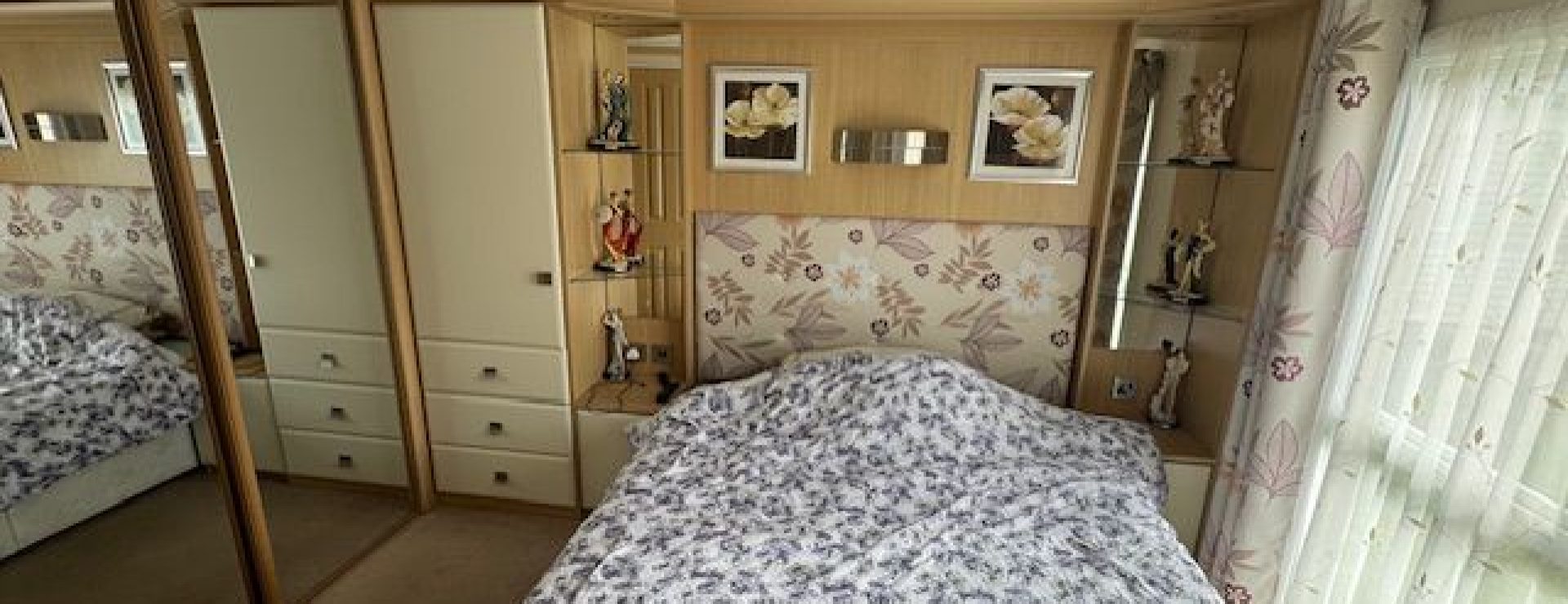 2011 Carnaby Rosedale Main Bedroom