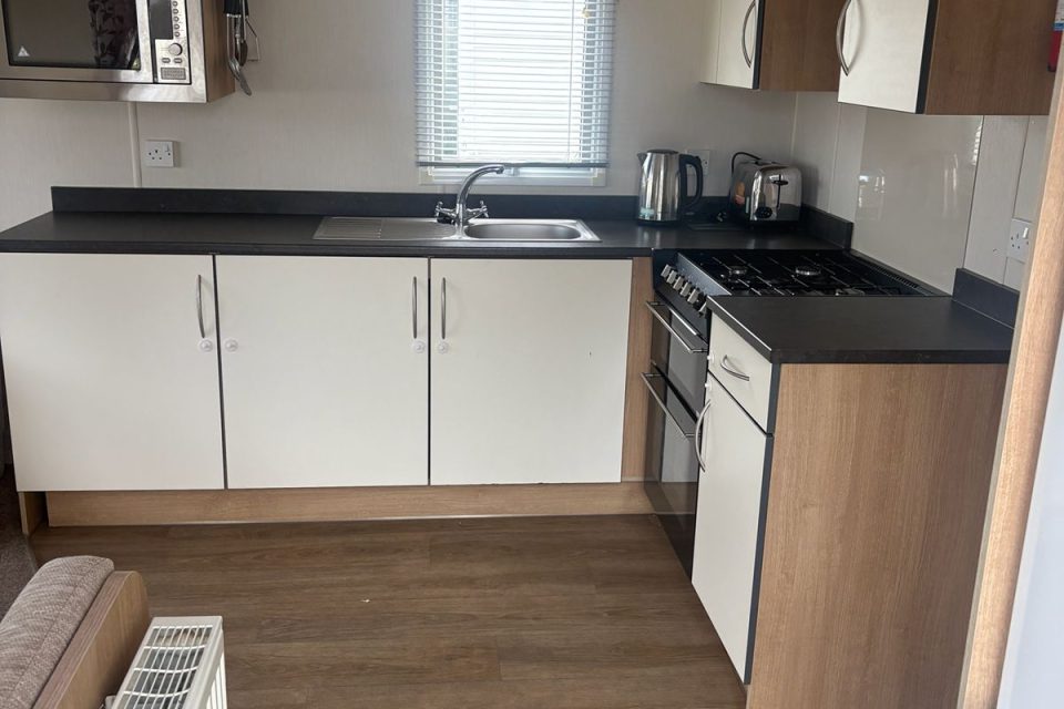 2017 Willerby Seasons Storage Kitchen