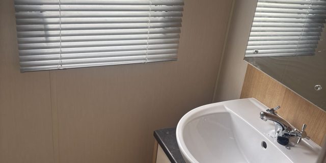 2017 Willerby Seasons Storage Sink