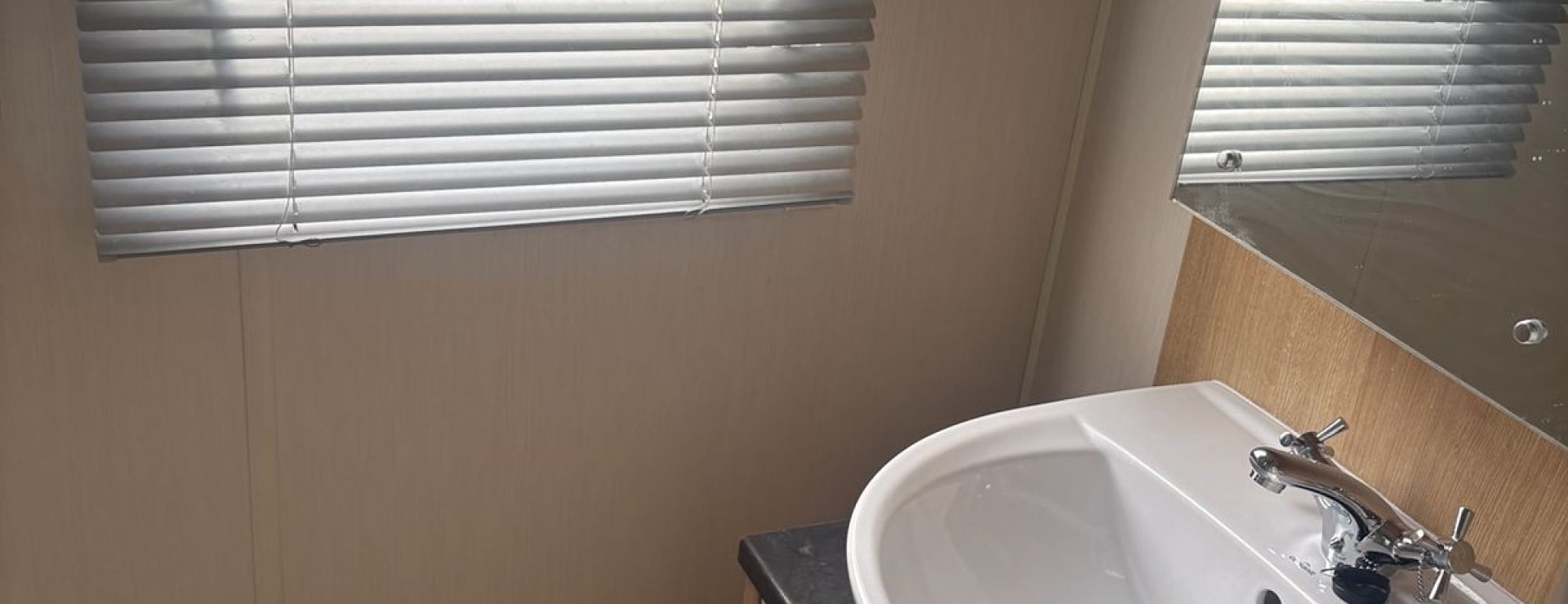 2017 Willerby Seasons Storage Sink