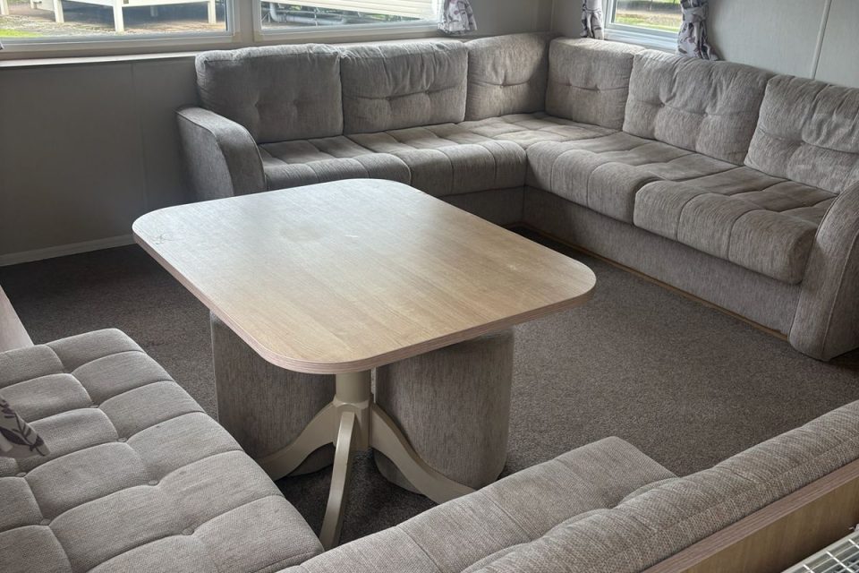 2017 Willerby Seasons Storage Living Room